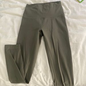 Lululemon wunder train leggings
